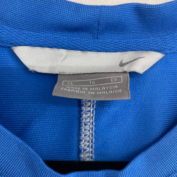 Nike Athletic T-Shirt Bright Blue Embordered Logo Men’s Size Extra Large - Picture 6 of 13